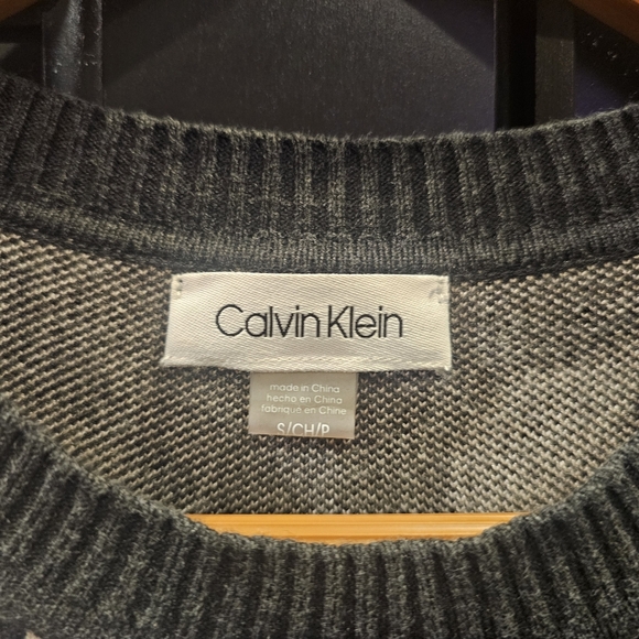 Calvin Klein Sweater Dress- Charcoal With Light Pink Floral Pattern- Small - Picture 4 of 7